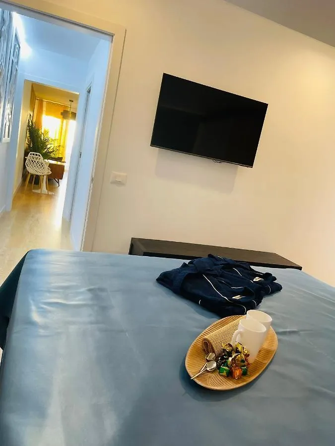 La Dolce Vita Penthouse 2 Bedroom Apartment アロナ スペイン
