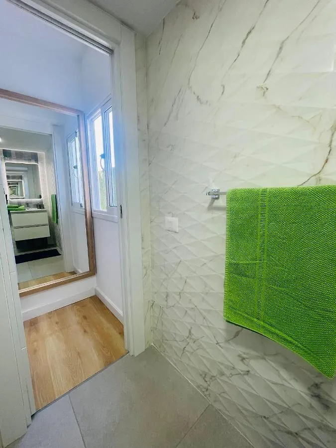 La Dolce Vita Penthouse 2 Bedroom Apartment Arona