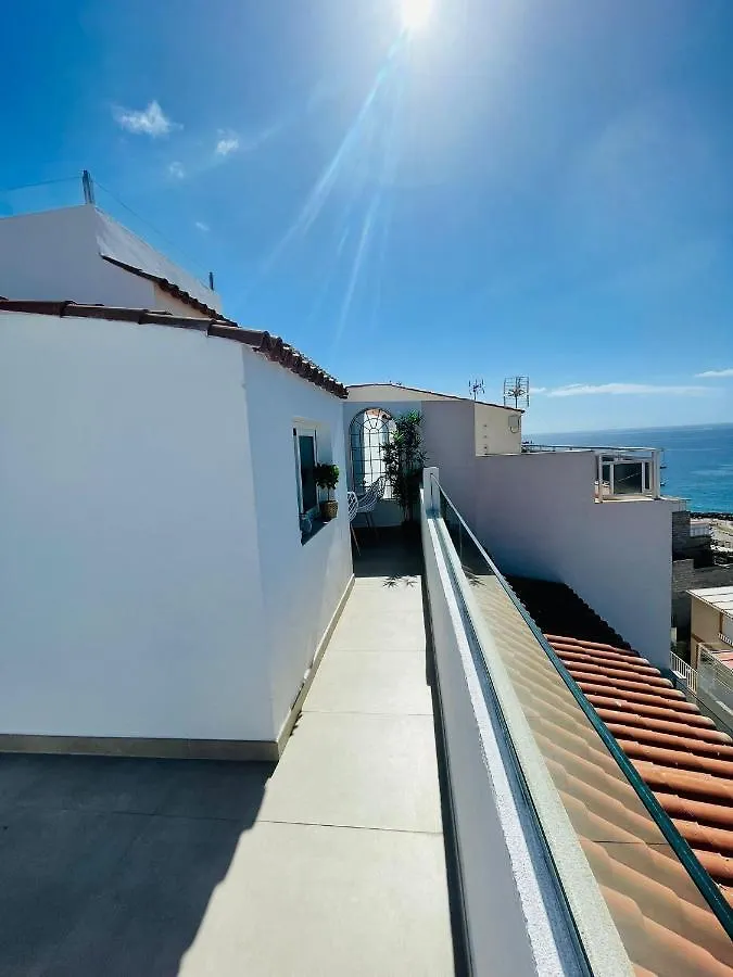 La Dolce Vita Penthouse 2 Bedroom Apartment アロナ