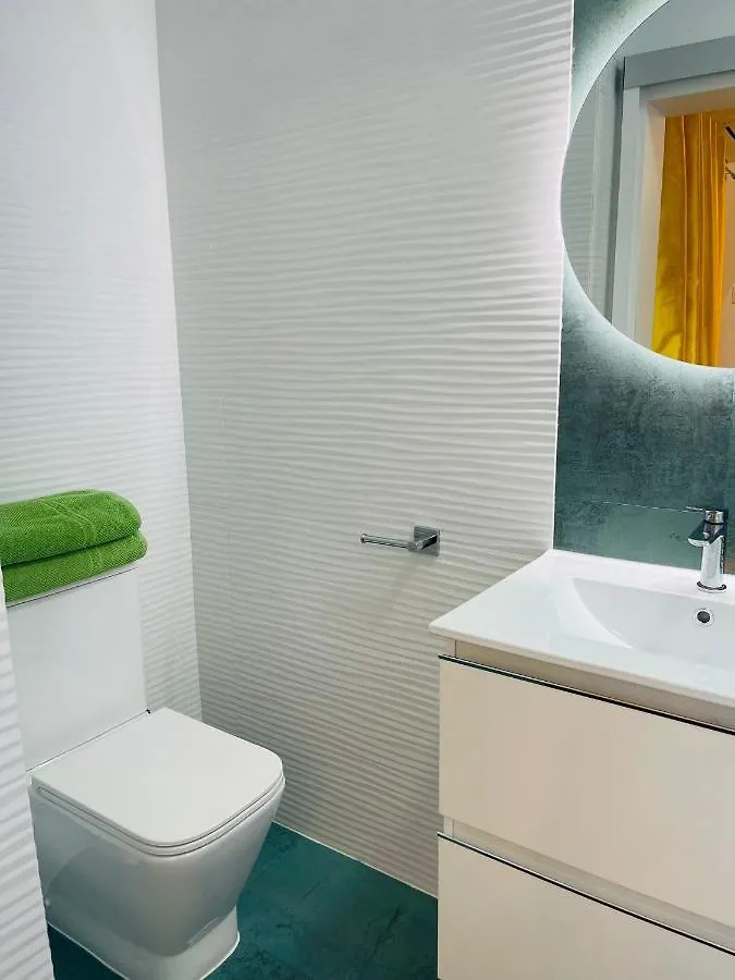 La Dolce Vita Penthouse 2 Bedroom Apartment Arona